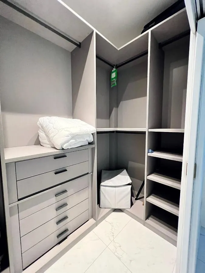 Apartment 812 Milan