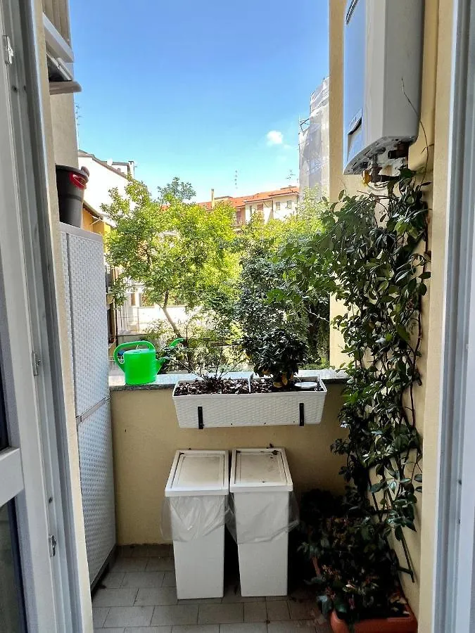 Apartment 812 Milan Italy