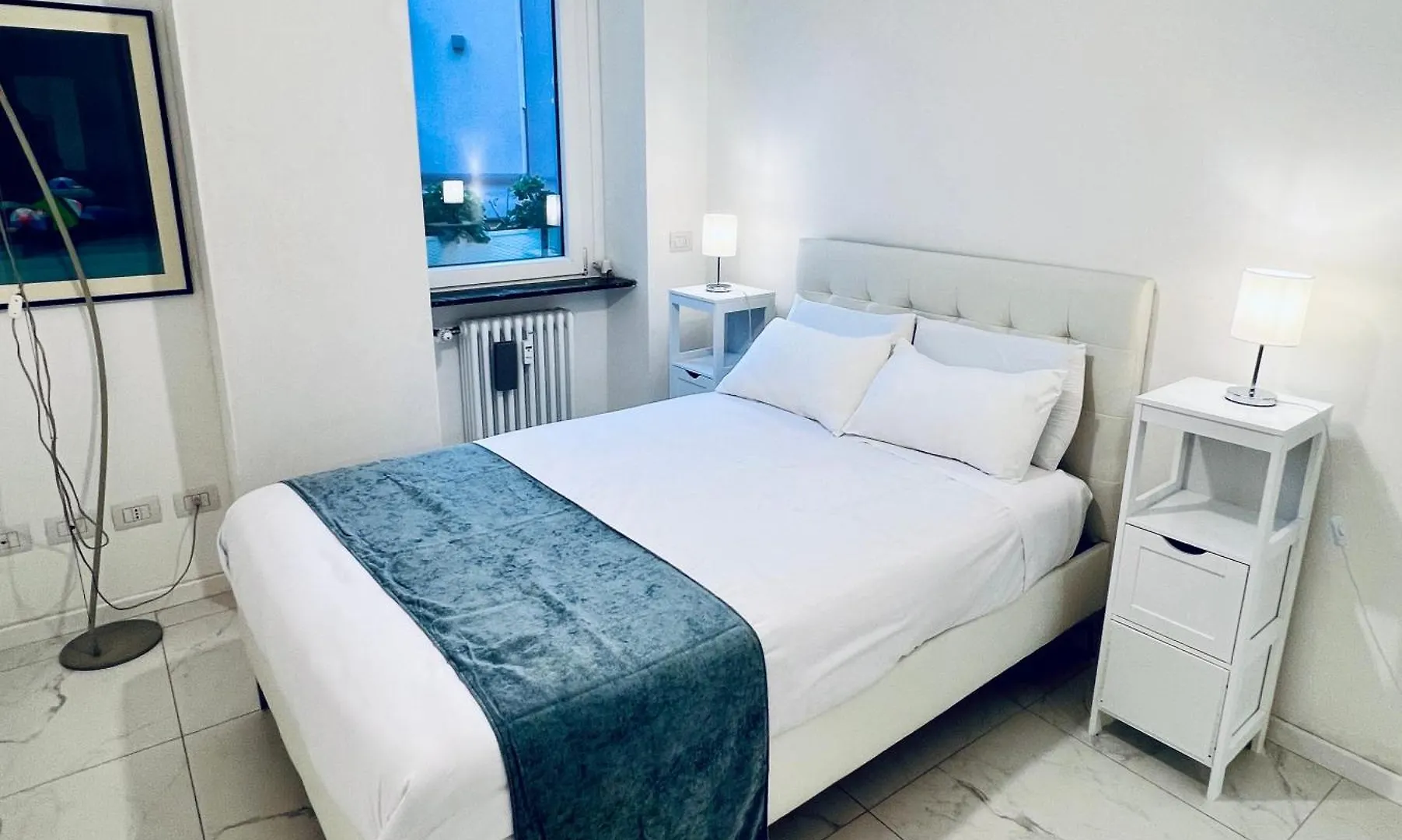 Apartment 812 Milan Italy